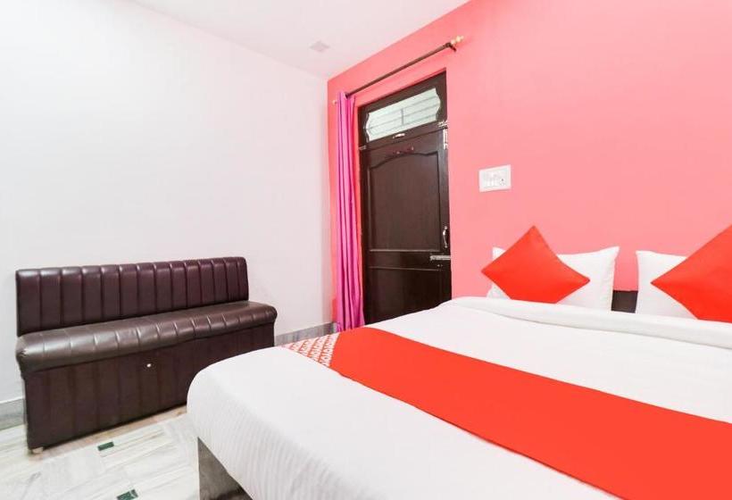 هتل Oyo 68331 Raj Palace