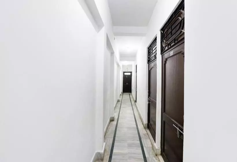 ホテル Oyo 68331 Raj Palace