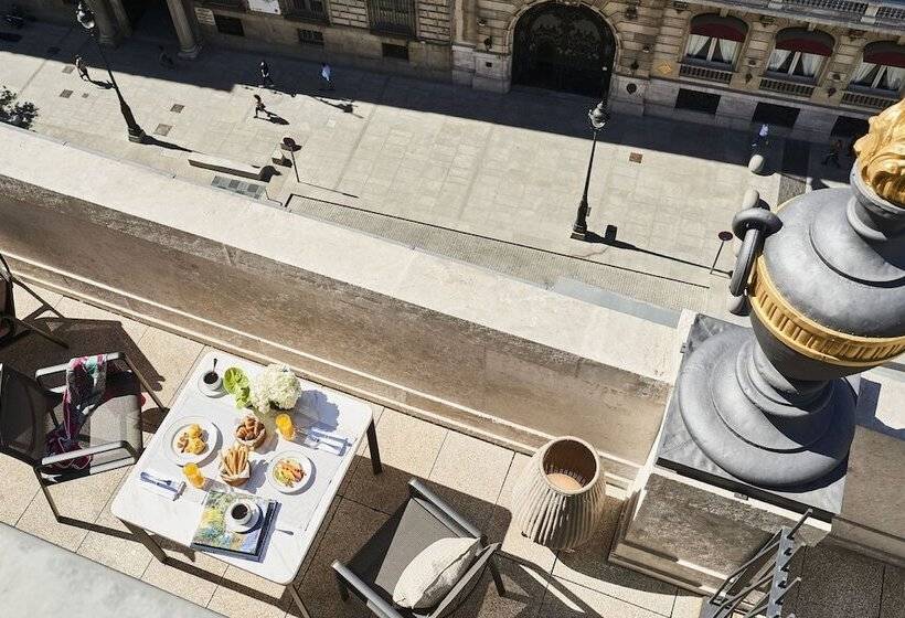 Four Seasons Hotel Madrid