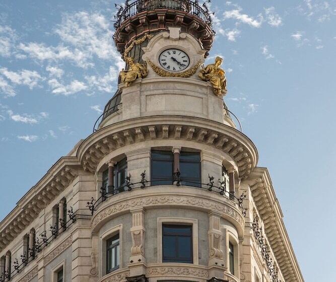 Four Seasons Hotel Madrid