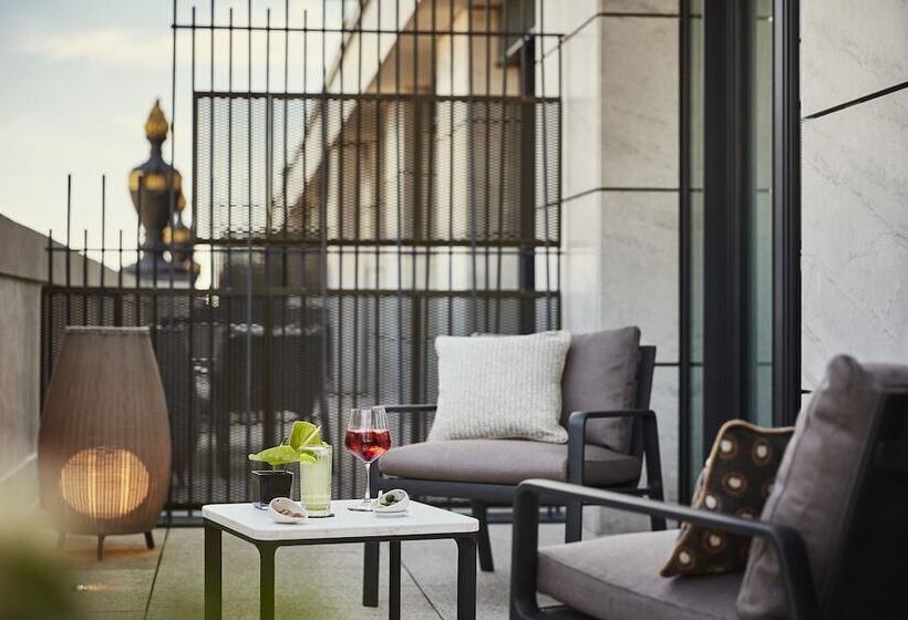 Four Seasons Hotel Madrid