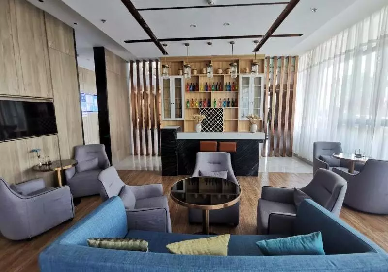 Hotelli Greentree Eastern Lianyungang Jiaruibao Plaza