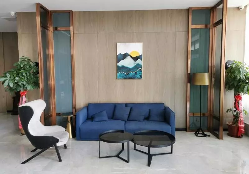 Hotelli Greentree Eastern Lianyungang Jiaruibao Plaza