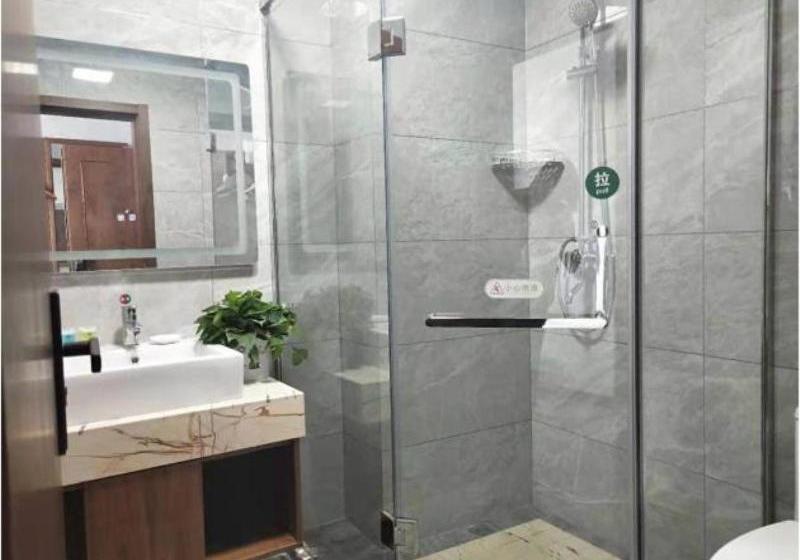 בית מלון כפרי Greentree Inn Yinchuan International Trade City Business