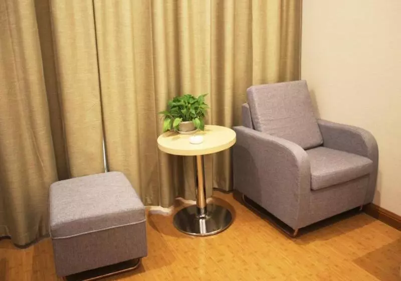 ホテル Greentree Inn Zhengzhou Fangte Green Expo Park Shangdu Road Express