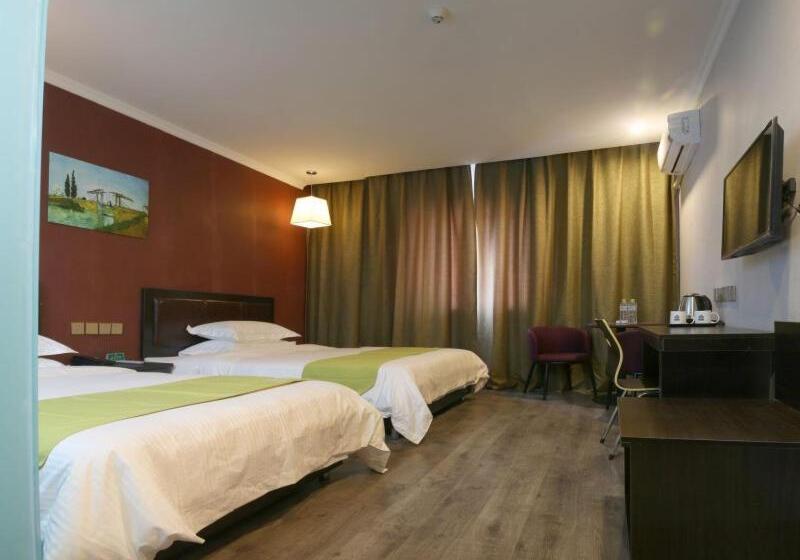 בית מלון כפרי Greentree Wulumuqi Airport