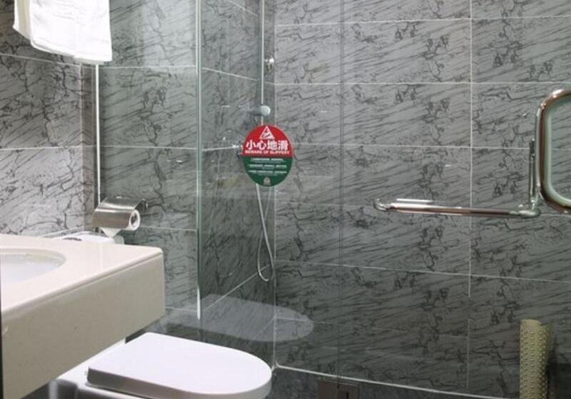 בית מלון כפרי Greentree Wulumuqi Airport