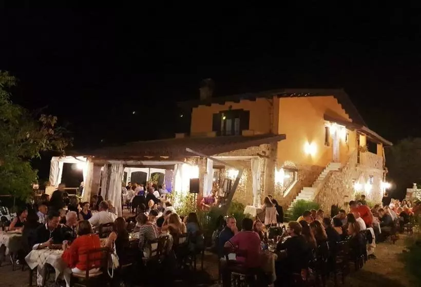 ホテル Agriturismo Feudo Gagliardi