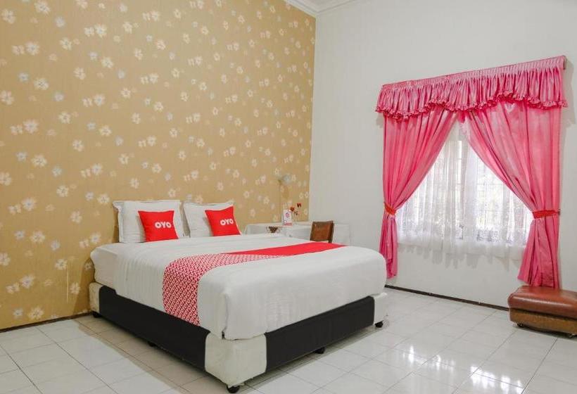 Отель Oyo 2772 Jonas Homestay