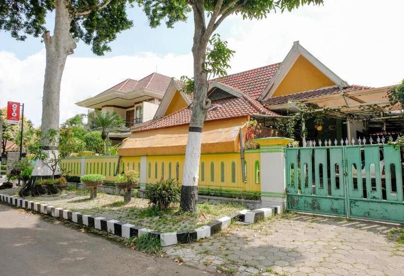Отель Oyo 2772 Jonas Homestay