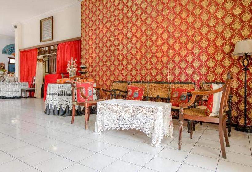 Отель Oyo 2772 Jonas Homestay