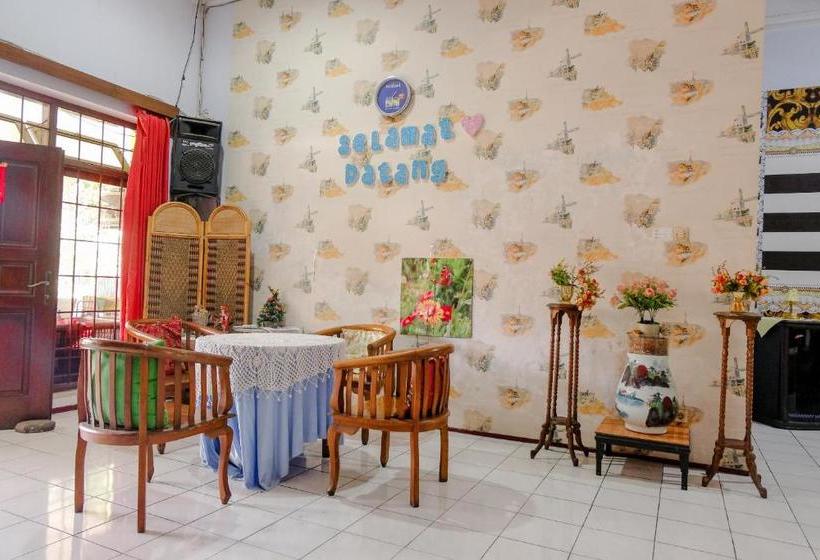 Отель Oyo 2772 Jonas Homestay