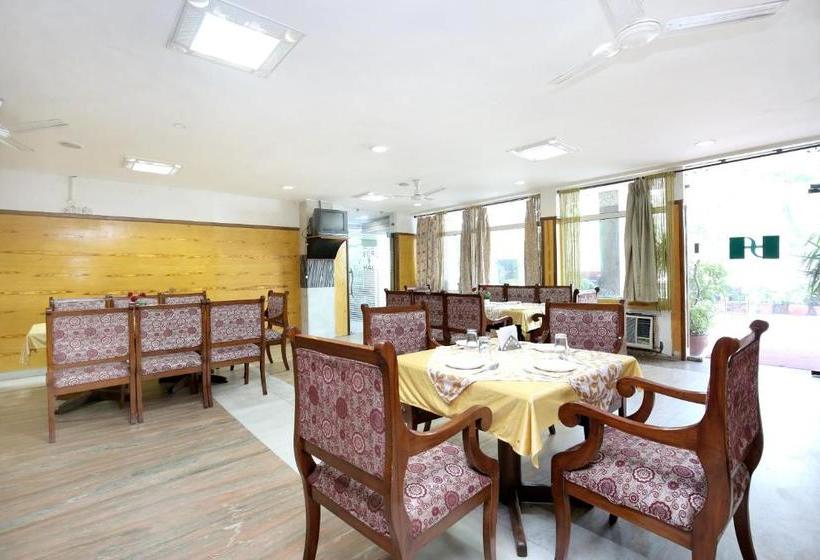 酒店 Capital O 821 Sarao