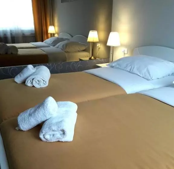 پانسیون M&c - Modern Rooms