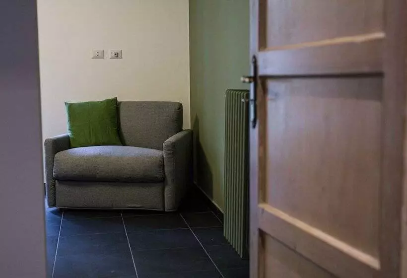 تختخواب و صبحانه Welchome   Guest Accomodation