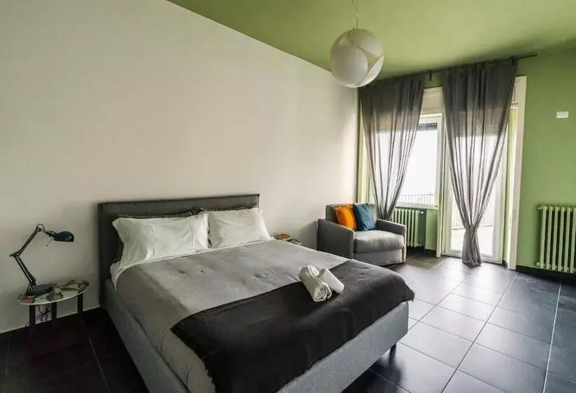 تختخواب و صبحانه Welchome   Guest Accomodation