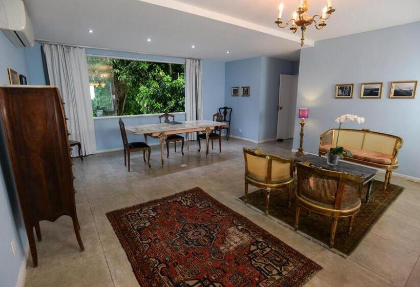 تختخواب و صبحانه Rio Boutique Suites