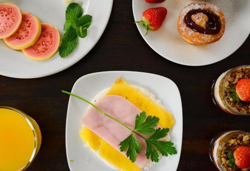 تختخواب و صبحانه Rio Boutique Suites