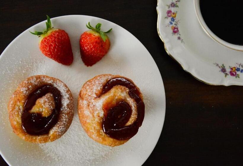 تختخواب و صبحانه Rio Boutique Suites