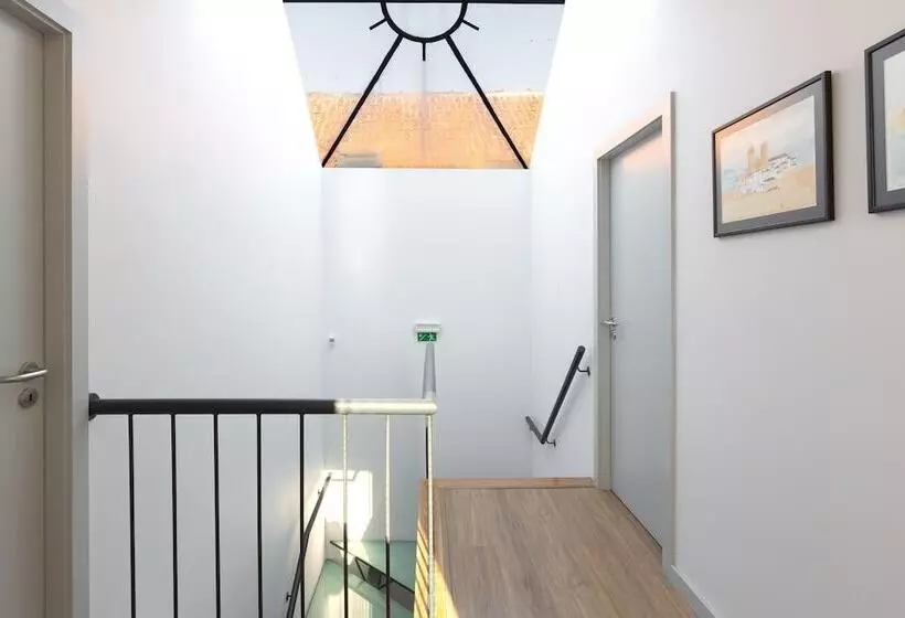 Aamiaismajoitus (B&B) Serra Do Pilar Porto Suites