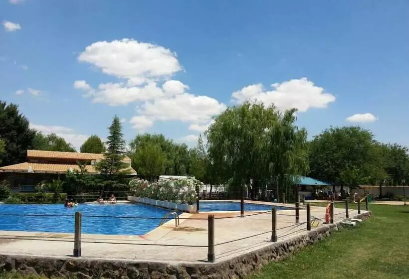 هتل Camping Los Arenales