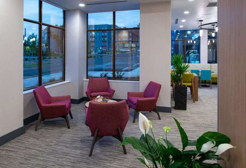 ホテル Hilton Garden Inn Seattle Lynnwood, Wa