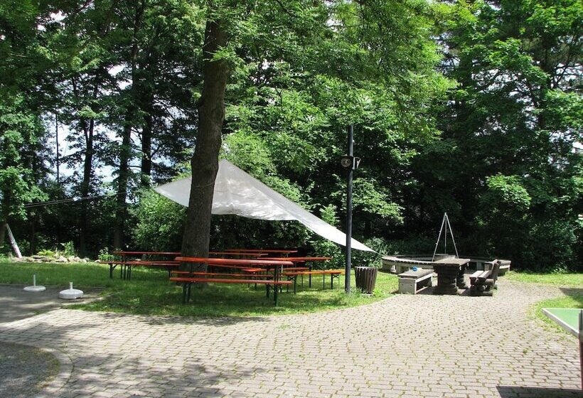 Jugendherberge Hof   Hostel