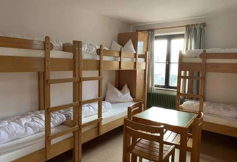 Jugendherberge Hof   Hostel