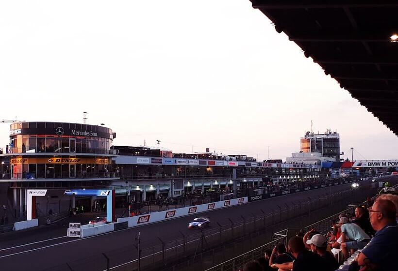 بنسيون Df Am Ring Nürburg