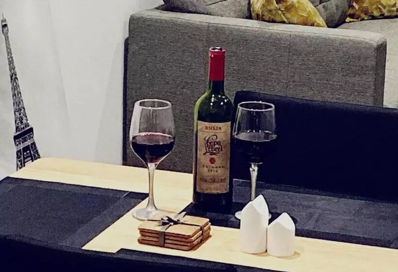 Spacious Urban City Apartment