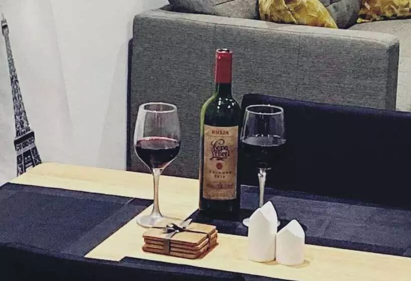 Spacious Urban City Apartment