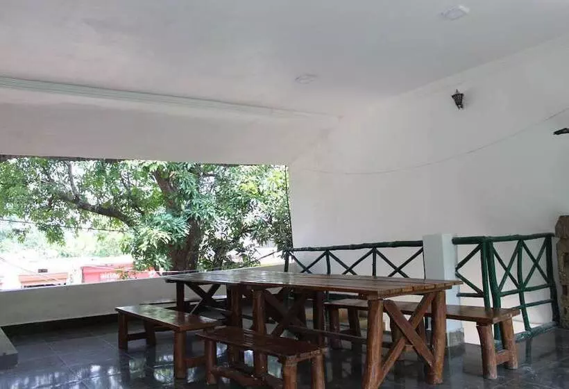 Tigers Villa Resort Bandhavgarh