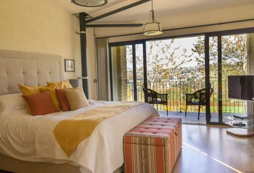 Woodchester Valley Vineyard Barns