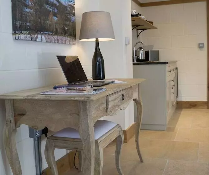 Woodchester Valley Vineyard Barns