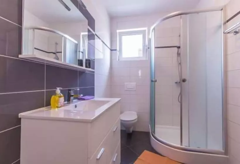 Apartments Dragica 927