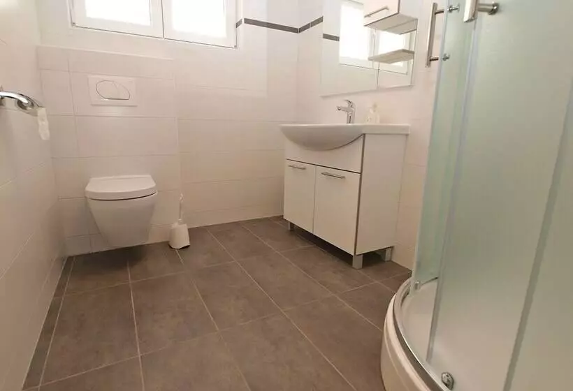 Apartments Dragica 927