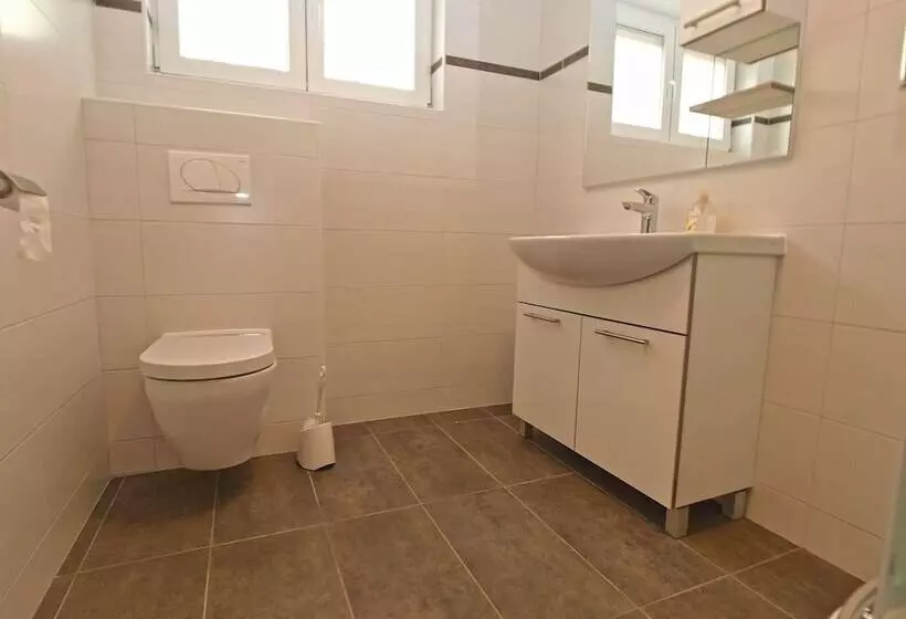 Apartments Dragica 927