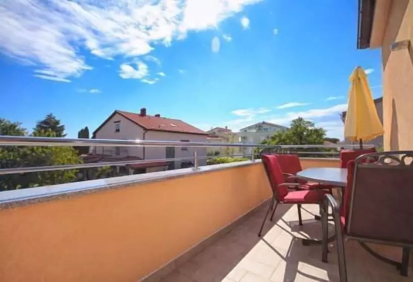 Apartments Dragica 927