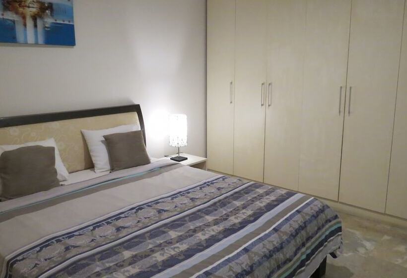 Beachfront Suite Alit