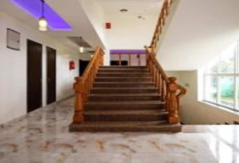 هتل Chandra Inn Royal Rose