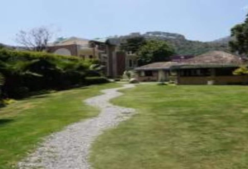 هتل Chandra Inn Royal Rose