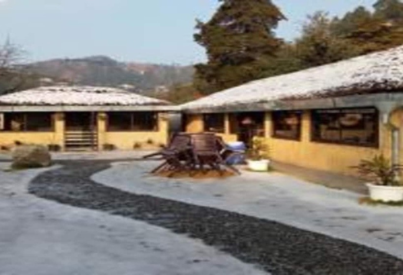 هتل Chandra Inn Royal Rose