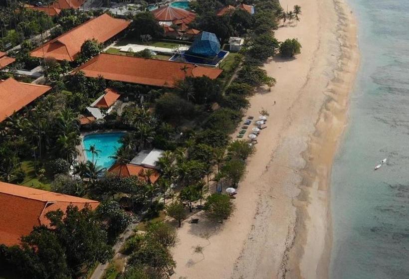 בית מלון כפרי Inna Grand Bali Beach