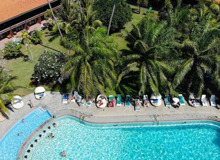 בית מלון כפרי Inna Grand Bali Beach