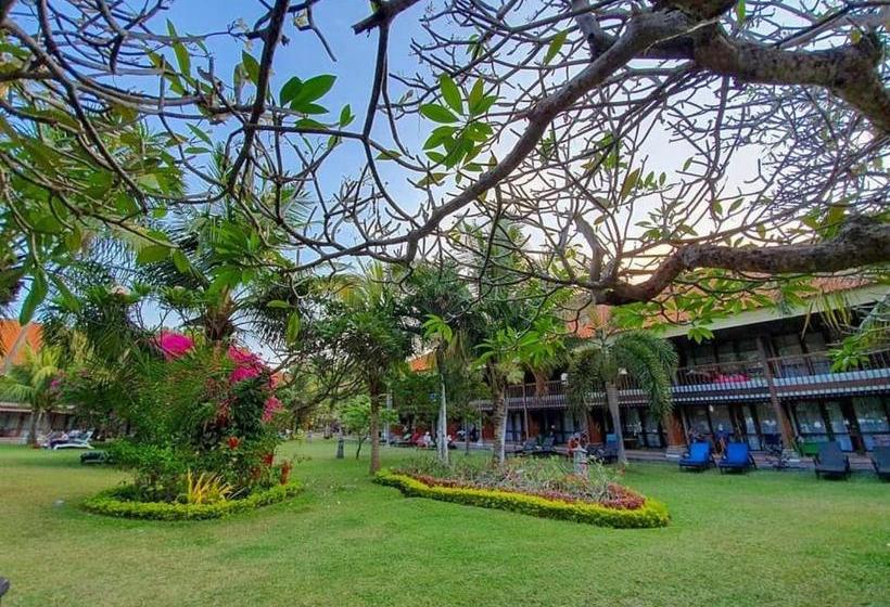 בית מלון כפרי Inna Grand Bali Beach