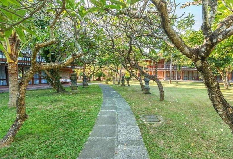 בית מלון כפרי Inna Grand Bali Beach