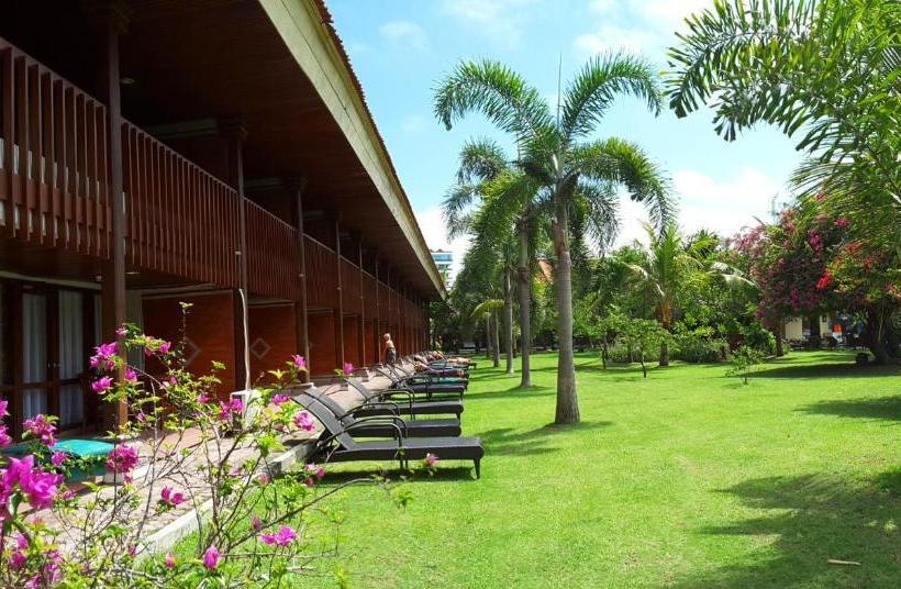 בית מלון כפרי Inna Grand Bali Beach