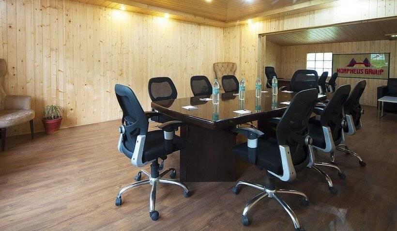 هتل Morpheus Valley Resort