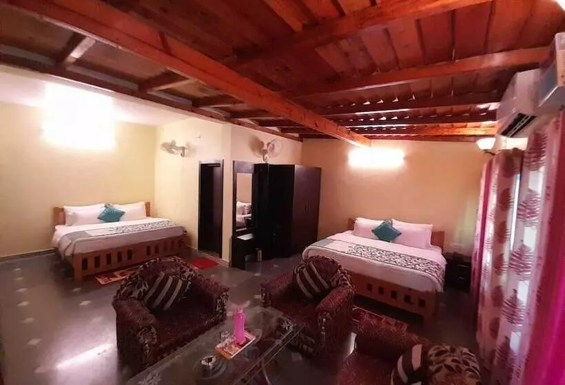 هتل Niharika Palace By Royal Collection