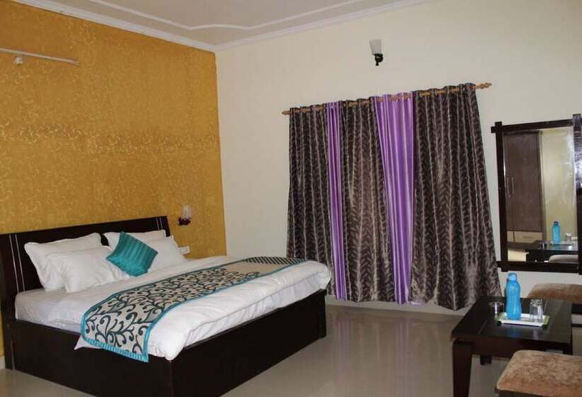 هتل Niharika Palace By Royal Collection